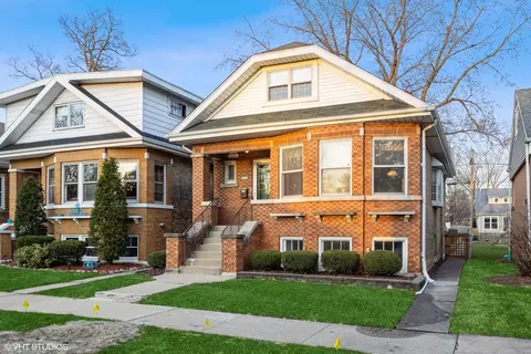 3733 Harrison Ave, Brookfield, IL 60513