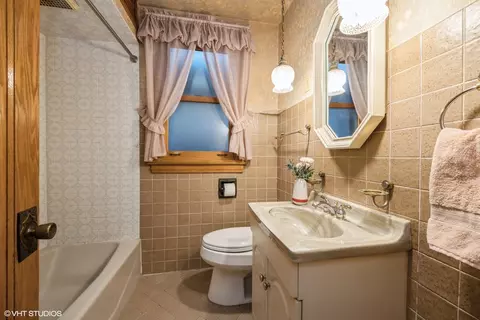 Bath - 3733 Harrison Ave, Brookfield, IL 60513 photo 1 of 1