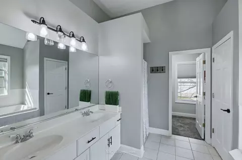 13122 Sunderlin Rd, Plainfield, IL 60585 photo 17