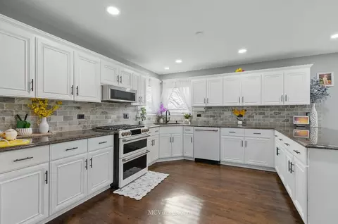13122 Sunderlin Rd, Plainfield, IL 60585 photo 7