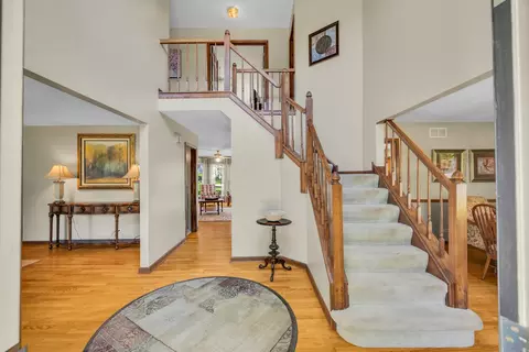 736 Crab Tree Ln, Bartlett, IL 60103 photo 6