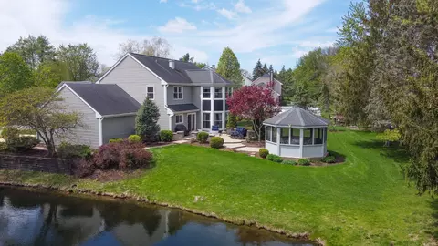 736 Crab Tree Ln, Bartlett, IL 60103 photo 4