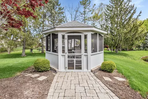 736 Crab Tree Ln, Bartlett, IL 60103 photo 19