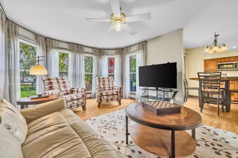 736 Crab Tree Ln, Bartlett, IL 60103 photo 13
