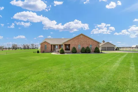 577 Cr 2600 N, Mahomet, IL 61853