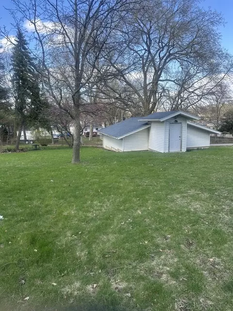 916 E Chestnut St, Bloomington, IL 61701 photo 38