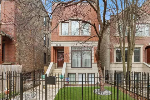 2328 W Charleston St, Chicago, IL 60647