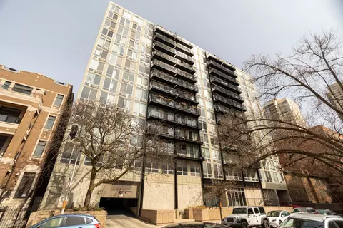 450 W Briar Pl #7A, Chicago, IL 60657