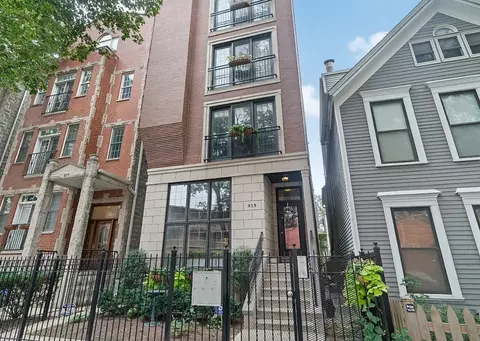 919 W Altgeld St #2, Chicago, IL 60614
