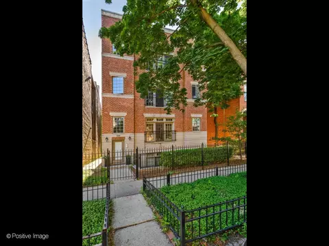 2444 N Seminary Ave #3, Chicago, IL 60614