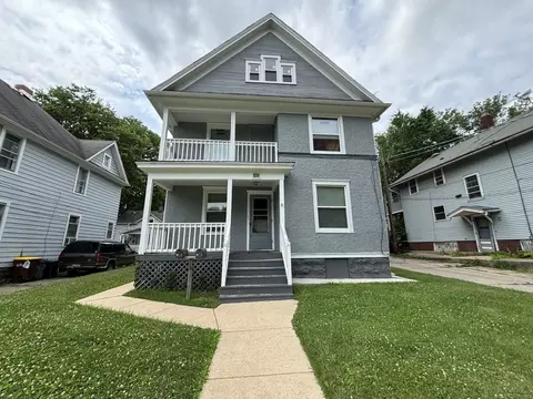 327 S Gardiner Ave, Rockford, IL 61104
