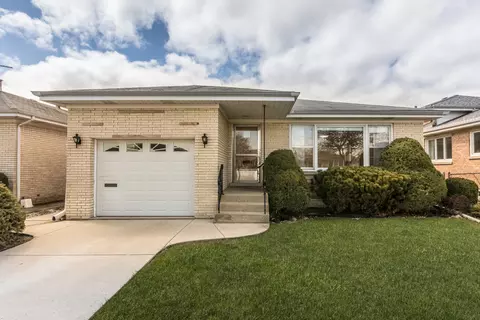8544 N Ottawa Ave, Niles, IL 60714