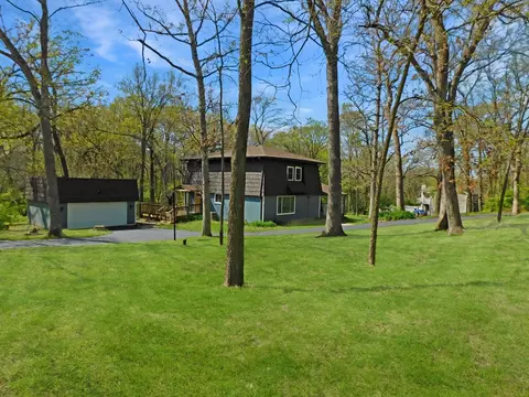 10312 Ardis Rd, Roscoe, IL 61073 photo 8
