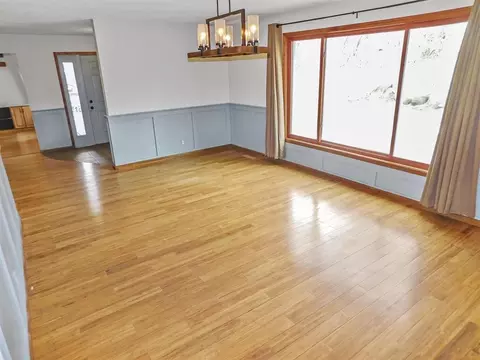 10312 Ardis Rd, Roscoe, IL 61073 photo 13