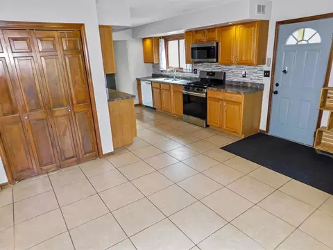 10312 Ardis Rd, Roscoe, IL 61073 photo 25
