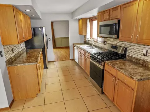 10312 Ardis Rd, Roscoe, IL 61073 photo 24