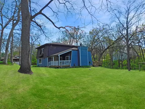 10312 Ardis Rd, Roscoe, IL 61073 photo 3