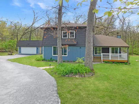 10312 Ardis Rd, Roscoe, IL 61073 photo 4