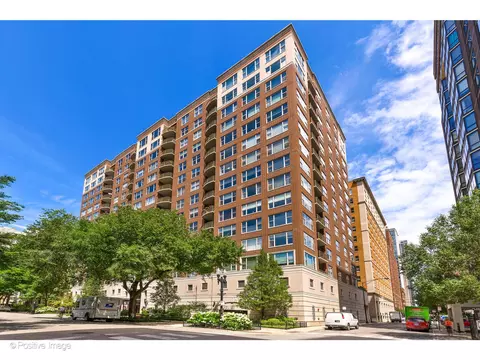 1301 N Dearborn St #1201-2, Chicago, IL 60610