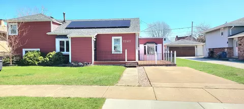 7707 Natchez Ave, Burbank, IL 60459