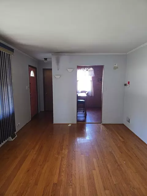 15943 Sawyer Ave, Markham, IL 60428 photo 10