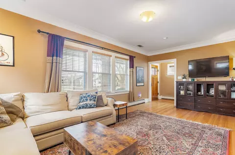 1304 E Prairie Ave, Des Plaines, IL 60016 photo 4