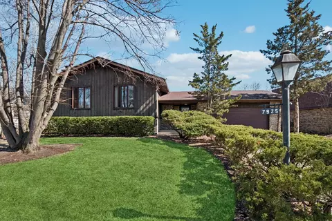 7925 Glen Ln, Darien, IL 60561
