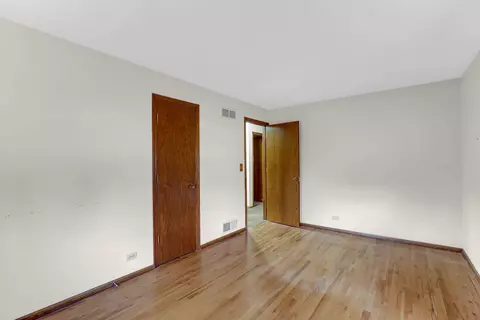 Bedroom - 3723 Ronald Rd, Crete, IL 60417 photo 5 of 7