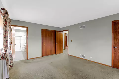 Bedroom - 3723 Ronald Rd, Crete, IL 60417 photo 3 of 7