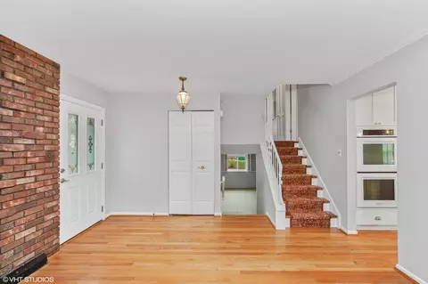 Other - 307 Lincoln Ln, Wheeling, IL 60090 photo 1 of 3