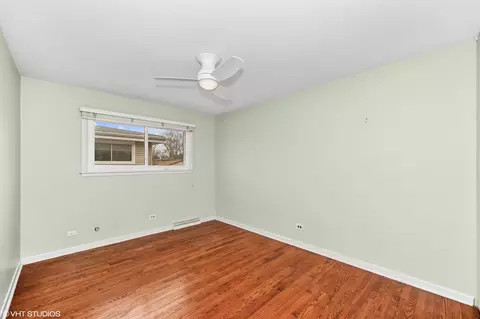 Bedroom - 307 Lincoln Ln, Wheeling, IL 60090 photo 2 of 3