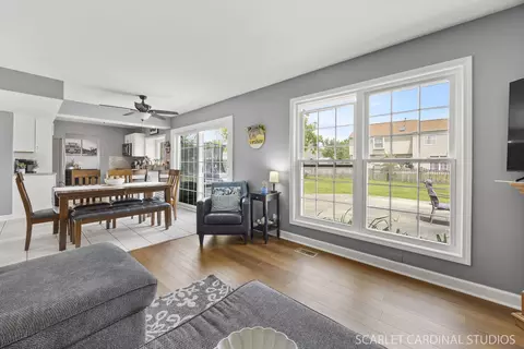 2690 Moss Ln, Aurora, IL 60504 photo 12