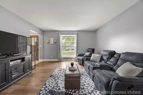 2690 Moss Ln, Aurora, IL 60504 photo 5