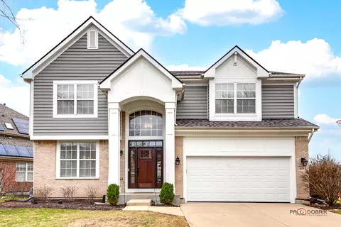 674 Sycamore St, Vernon Hills, IL 60061