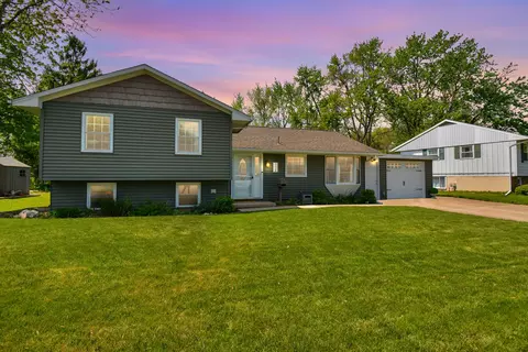 Exterior - 1603 Aurora Way, Normal, IL 61761 photo 14 of 14