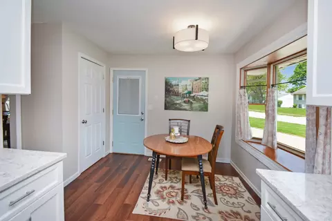Dining - 1603 Aurora Way, Normal, IL 61761 photo 2 of 7