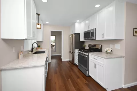 Kitchen - 1603 Aurora Way, Normal, IL 61761 photo 4 of 14