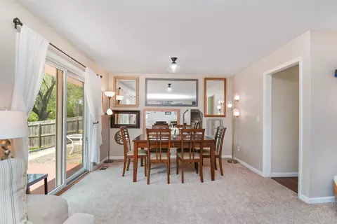 Dining - 1603 Aurora Way, Normal, IL 61761 photo 3 of 7
