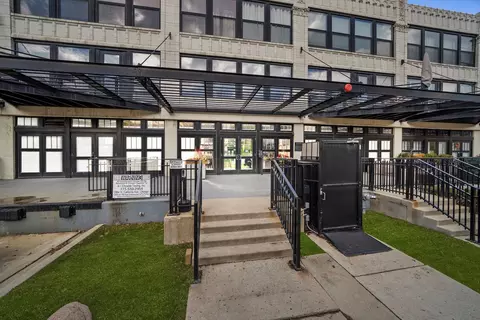 1070 W 15th St #109, Chicago, IL 60608