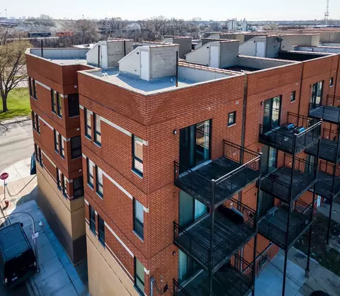 4000 S Western Ave #4, Chicago, IL 60609