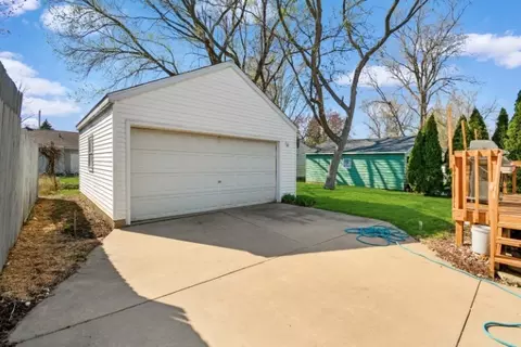 219 S Coolidge St, Normal, IL 61761 photo 2