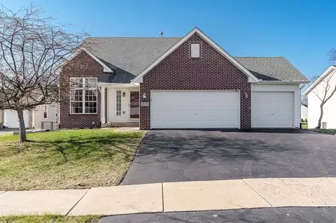 3129 Chanters Ct, Rockford, IL 61109