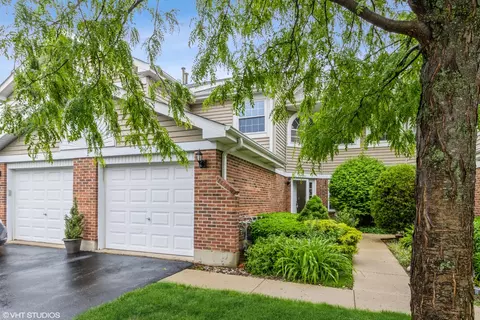 750 W Happfield Dr, Arlington Heights, IL 60004