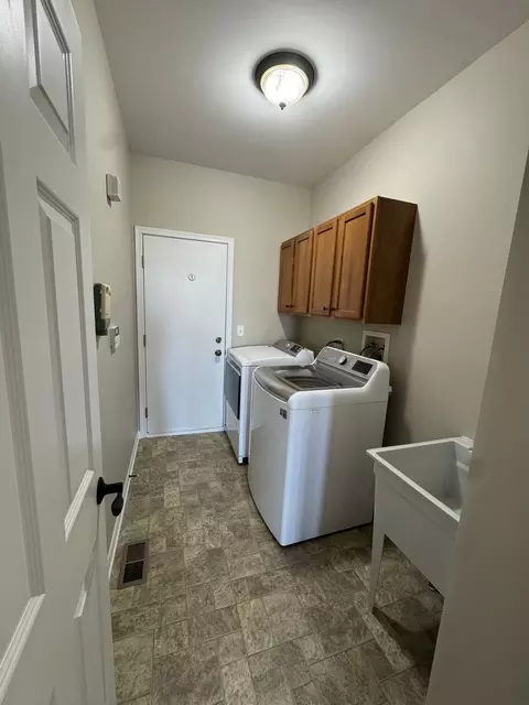 Other - 11614 Chesapeake Dr, Plainfield, IL 60585 photo 4 of 11