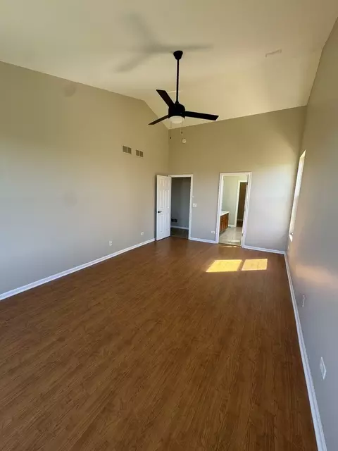 Bedroom - 11614 Chesapeake Dr, Plainfield, IL 60585 photo 1 of 6