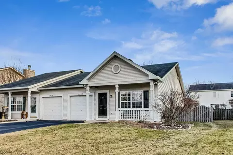 1412 Plantain Dr, Minooka, IL 60447