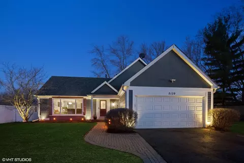 2139 Templar Dr, Naperville, IL 60565 photo 4