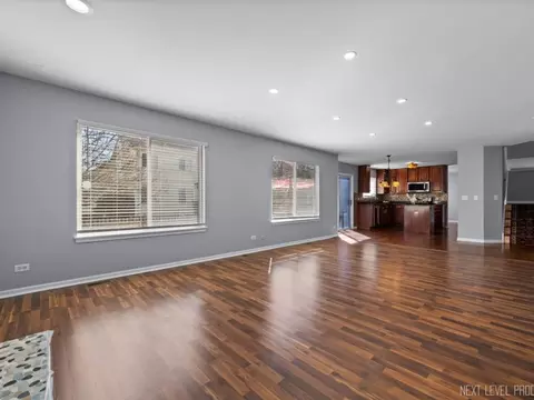 Living - 1383 Haversham Dr, Aurora, IL 60502 photo 9 of 11