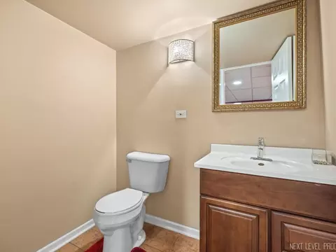 Bath - 1383 Haversham Dr, Aurora, IL 60502 photo 5 of 5