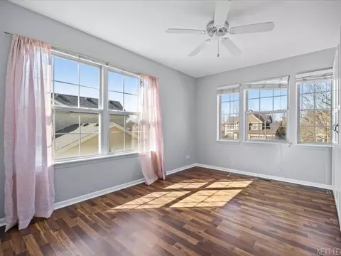 Bedroom - 1383 Haversham Dr, Aurora, IL 60502 photo 2 of 5